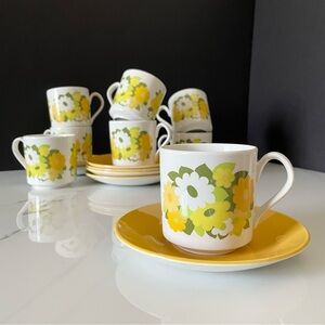 15 Piece SET - Snow White Kerrydale Cups & Saucers by Johnson Brothers